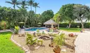 19 E Ocean Avenue Photo