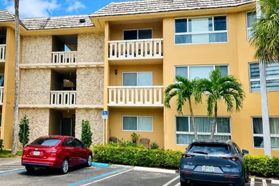 7430 Miami Lakes Dr #E210 1