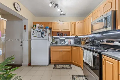755 Harem Ave 1