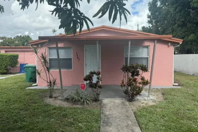 2467 NW 90th Street 1