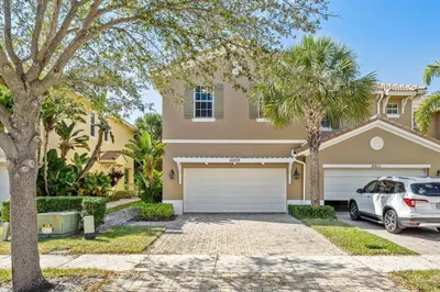 5009 Dulce Court 1