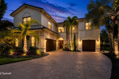 1215 Creekside Drive 1
