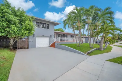 628 SW 4th St 1