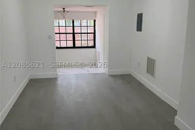 2424 SW 21st Ter 0 1