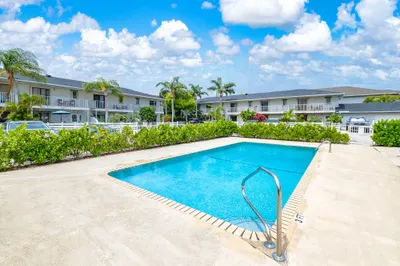 024-628-w-pine-st-apt-24-Lantana