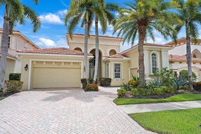 7090 Tradition Cove Lane E 1