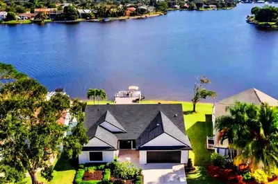 12852 Meadowbreeze Drive 1