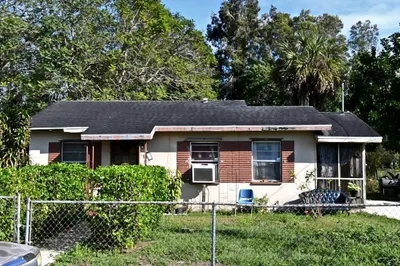 304 N 28th Street 1