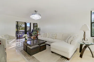 235 Bay Colony Drive N 1