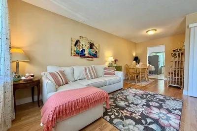 19 Abbey Lane #204 1