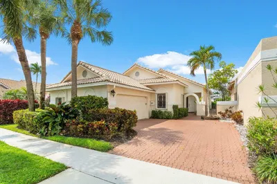 5236 Via De Amalfi Drive 1