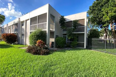 8506 OLD COUNTRY Manor #213 1