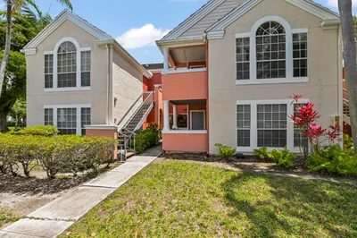 1055 Crystal Way #A 1