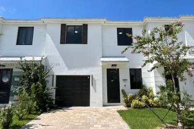 854 SW 1st St 0 1