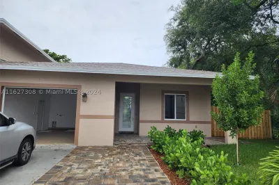 218 SW 1st Ave 0 1