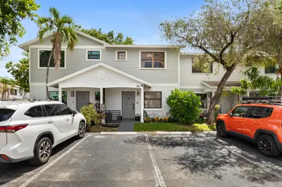 761 NW 106th Avenue 1