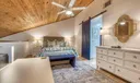 216 Old Meadow Way Photo