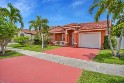 901 NW 128th Pl 1