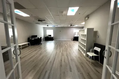 601 N Congress Avenue #Suite 426 1