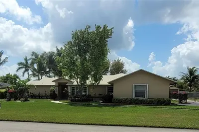 15320 SW 162nd St 1