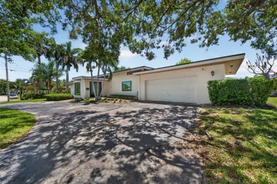 8880 SW 149th St 1