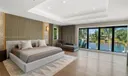 110 Holiday Dr Photo