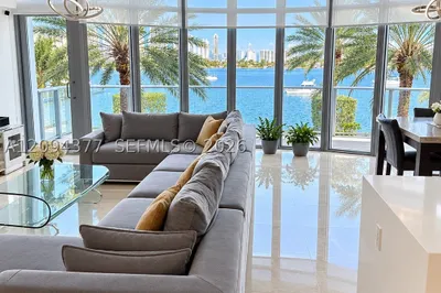 17301 Biscayne Blvd #211 1
