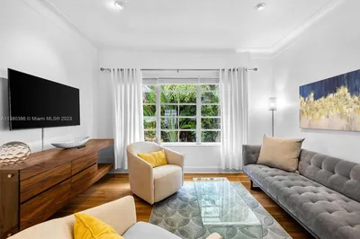 830 Euclid Ave #2 1