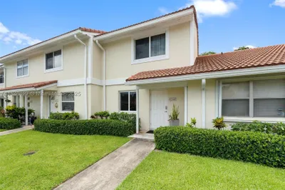 6348 Walk Cir 1
