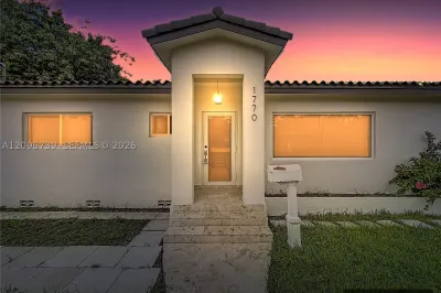 1770 SW 17th Ave 1