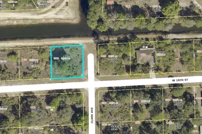 1400 W 18th Street 1