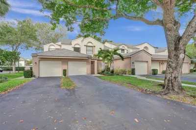 9813 NW 1st Court #9813 1