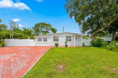 3239 Dolan Road 1