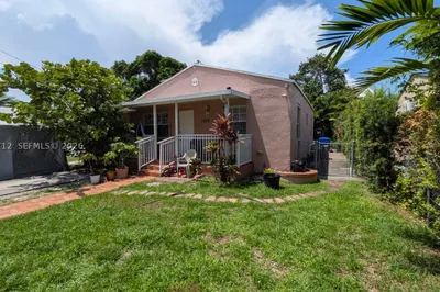 1655 SW 20th St 1