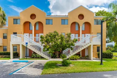 5200 NW 31st Avenue #E96-98 1