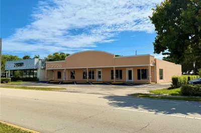 3060 N Federal Hwy 1