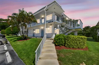 3402 Cynthia Lane #201 1