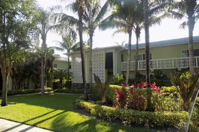110 N Lakeside Drive #2 1