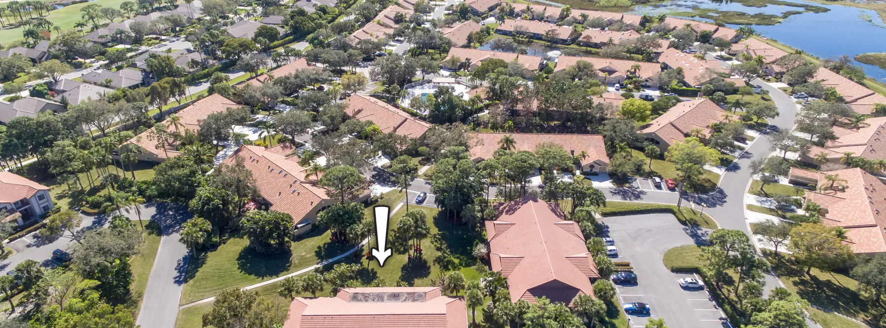 Just Listed | Pretty in PGA National | 1100 Duncan Circle #104
