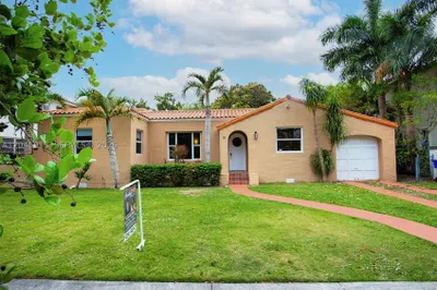 236 SW 28th Rd 1