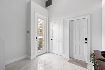 836 SE 20th Avenue Se 1