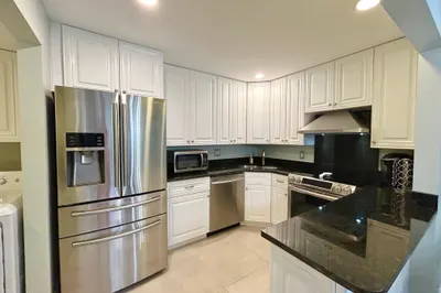 GRANITE COUNTER TOPS