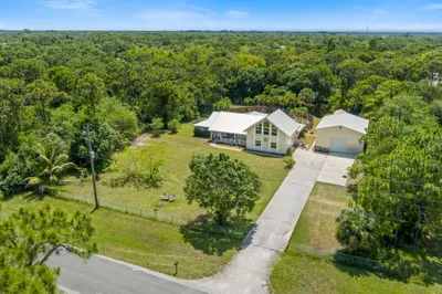 5001 Silver Oak Drive 1