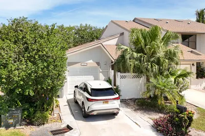 6680 Canary Palm Circle 1
