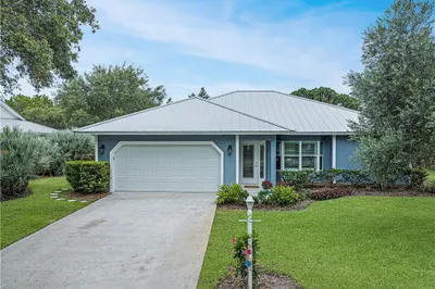 5413 SE Running Oak Circle 1