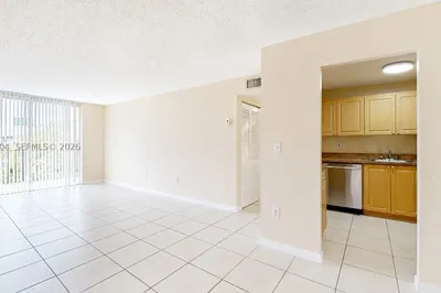 9360 Fontainebleau Blvd #510 1