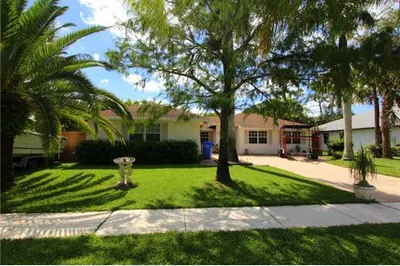 109 Brook Woode Avenue 1