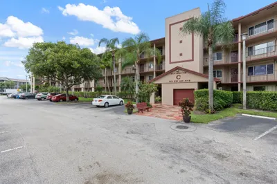 901 SW 138th Ave #106C 1
