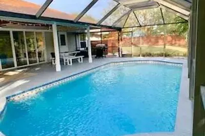 990 NE Town Terrace 1
