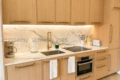 2700 NW 2ND AVE #209 1